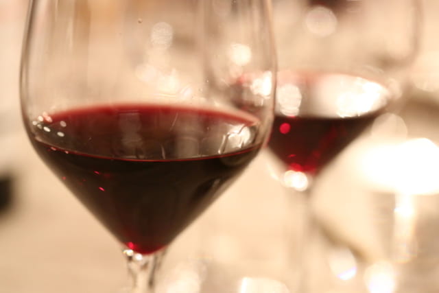 「ワインの王様」と呼ばれるピノ・ノワールは、飲み手にとっても造り手にとっても思い入れを抱きがちなぶどう品種。